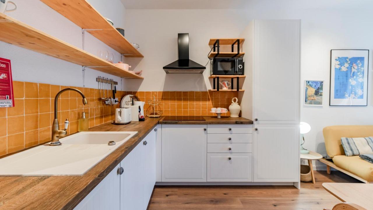 Happy Corner In The Heart Of Porto By Lovelystay Eksteriør billede